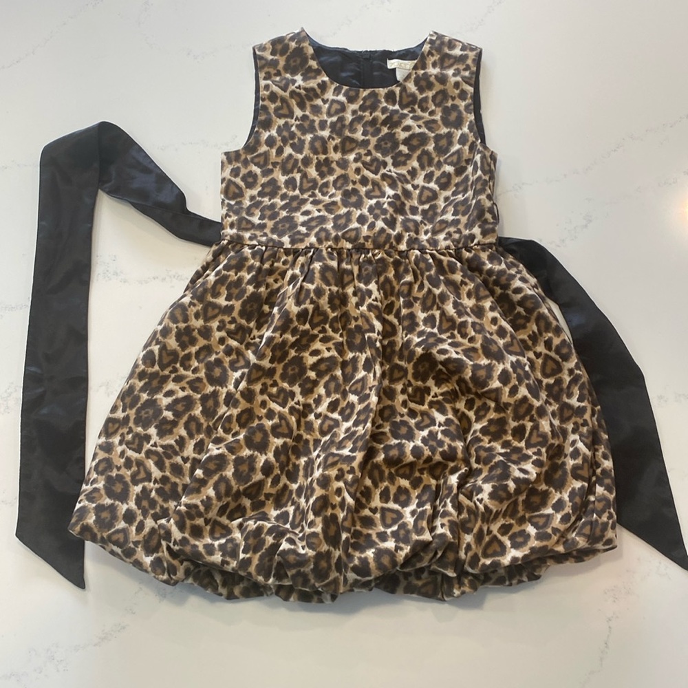 Beautiful leopard print, lined party dress. Girls size 6